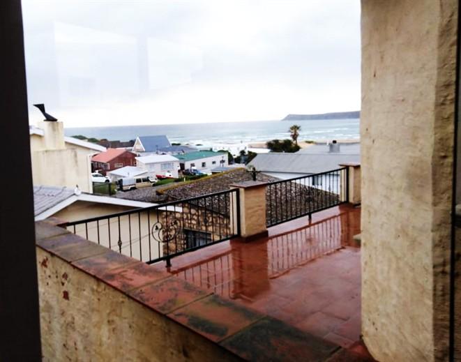 6 Bedroom Property for Sale in Witsand Western Cape